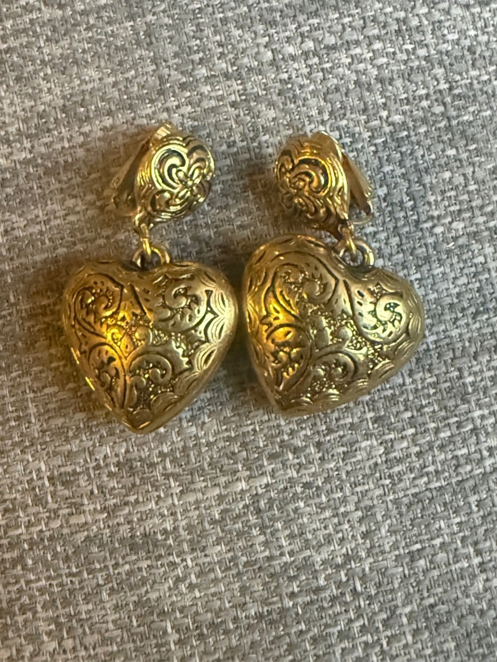 Vintage 1990s Avon “Etched Heart”